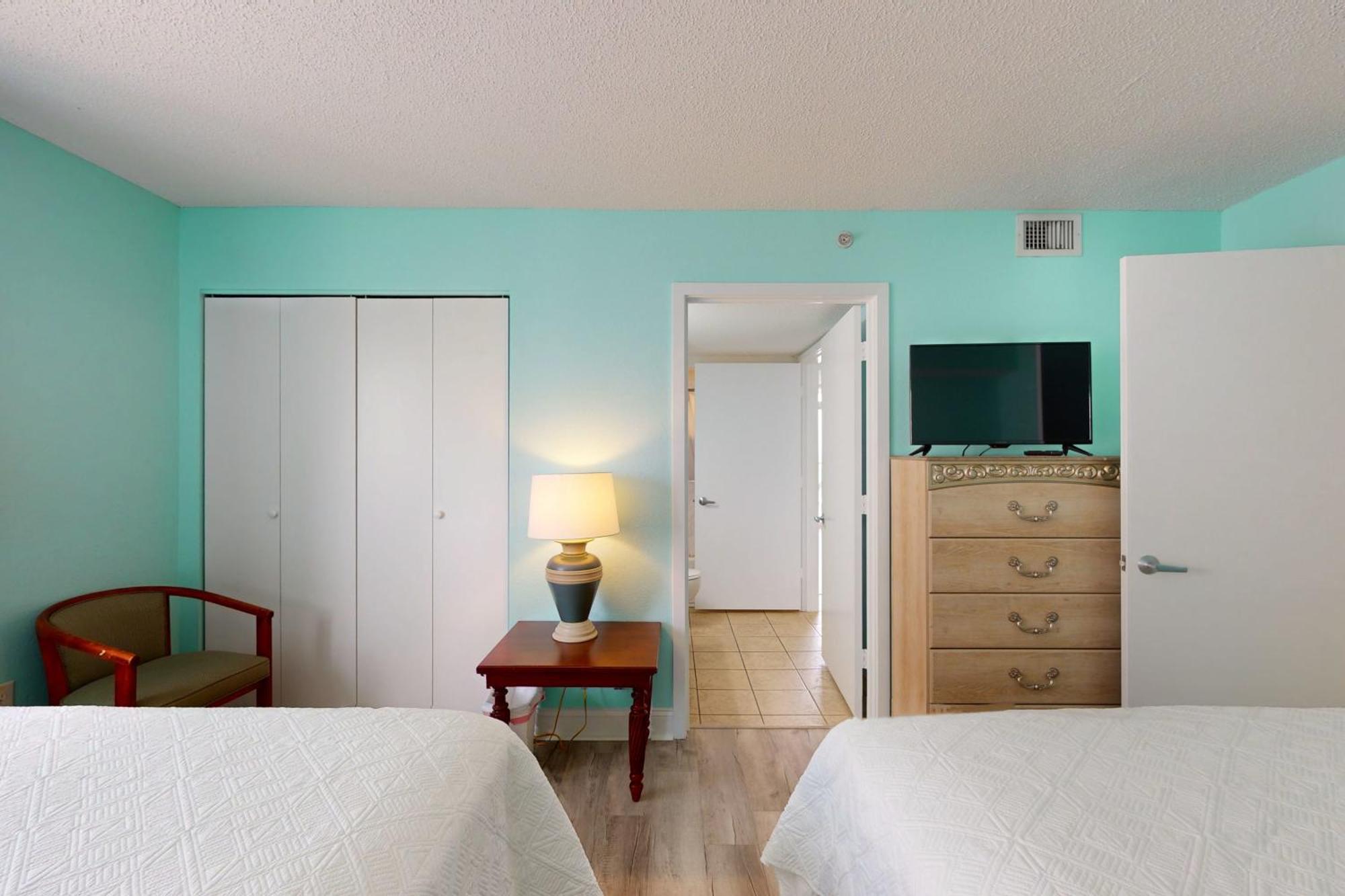 Roxanne Towers 1101 Apartamento